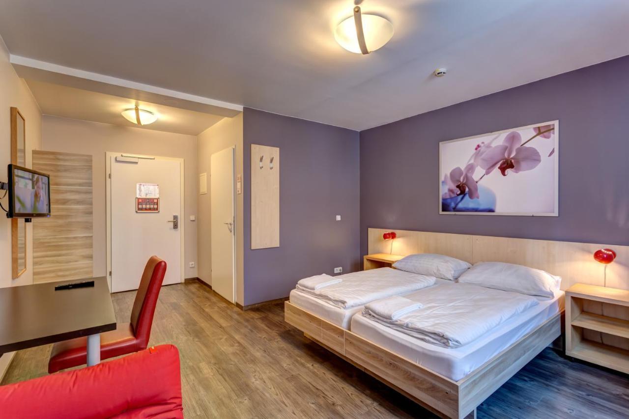 Meininger Hotel Wien Hauptbahnhof Εξωτερικό φωτογραφία