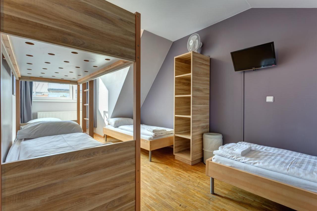 Meininger Hotel Wien Hauptbahnhof Εξωτερικό φωτογραφία